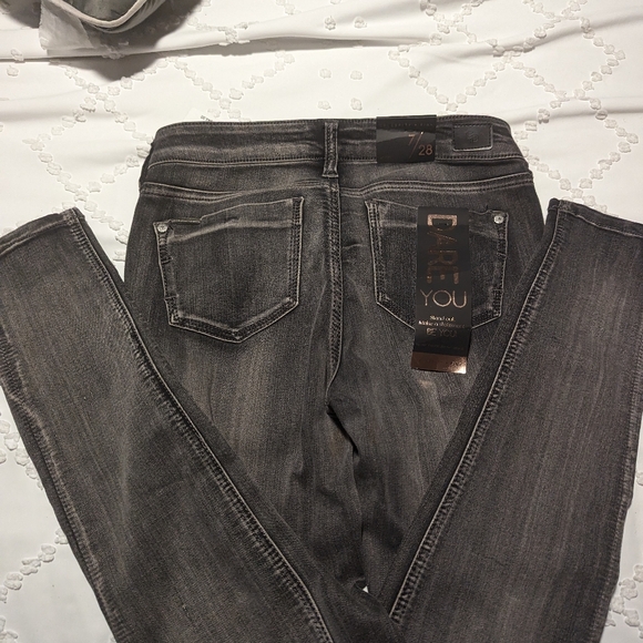 NWT Celebrity Pink Women's Jeans / Jeggings - Picture 6 of 7